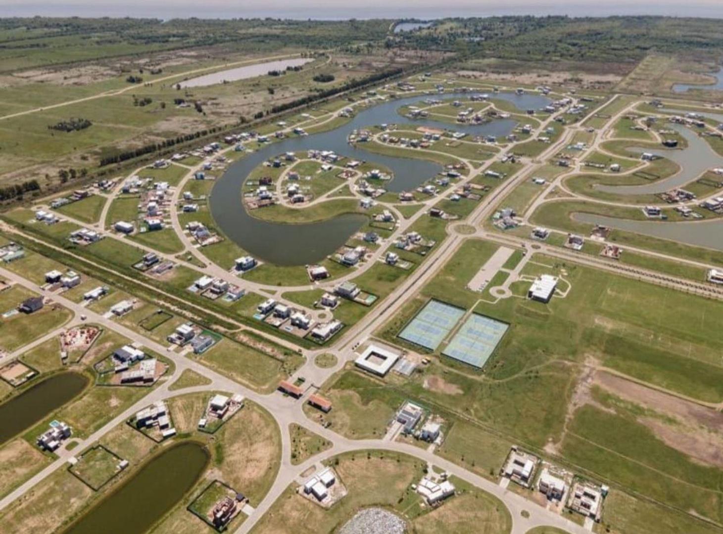 Foto de Lote en Venta Berazategui, Barrio Villalobos, imagen 1