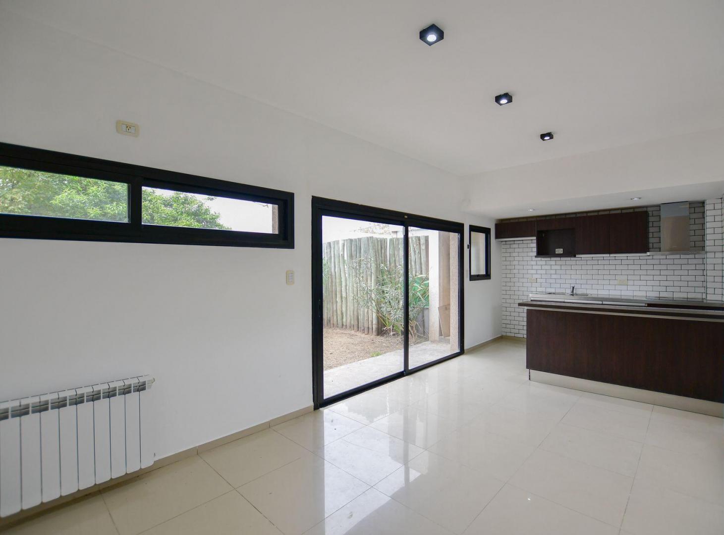 Foto de DUPLEX EN VENTA LA PLATA 3 DORMITORIOS, imagen 1