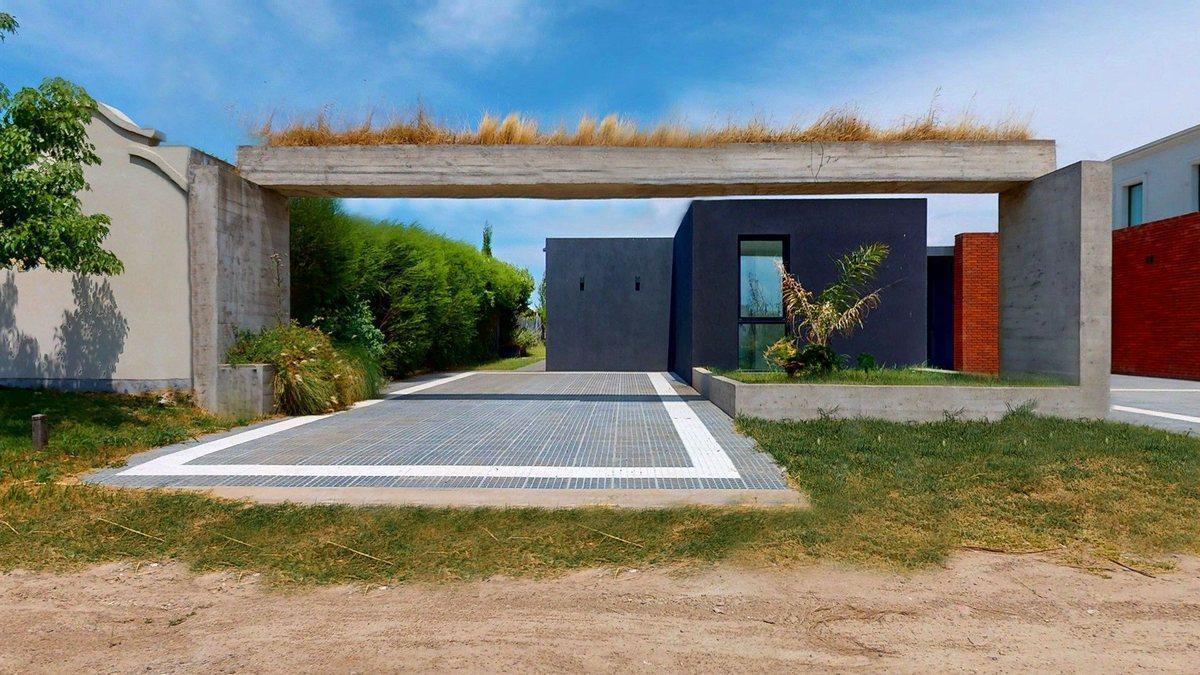 Foto de CASA EN VENTA EL QUIMILAR 3 DORMITORIOS PARQUE, imagen 3