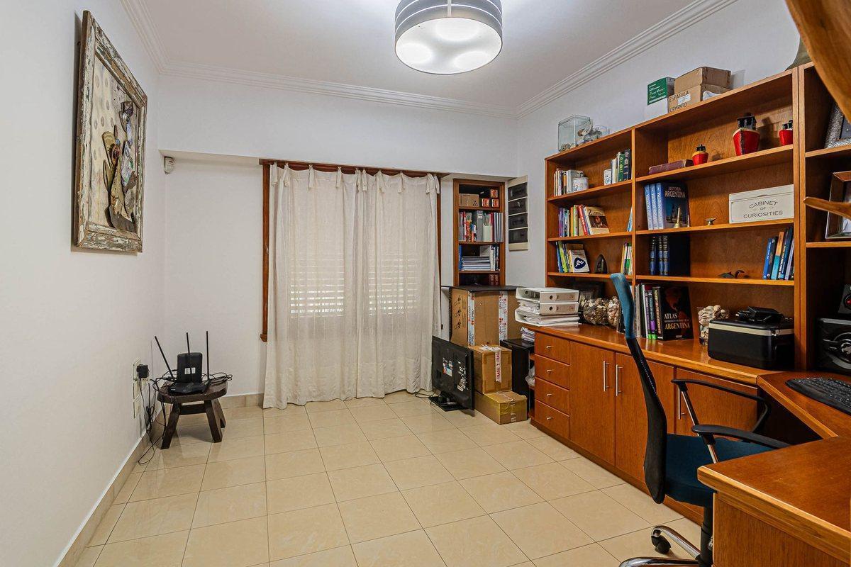 Foto de CASA EN VENTA LA PLATA EN PARQUE SAN MARTÍN, imagen 4
