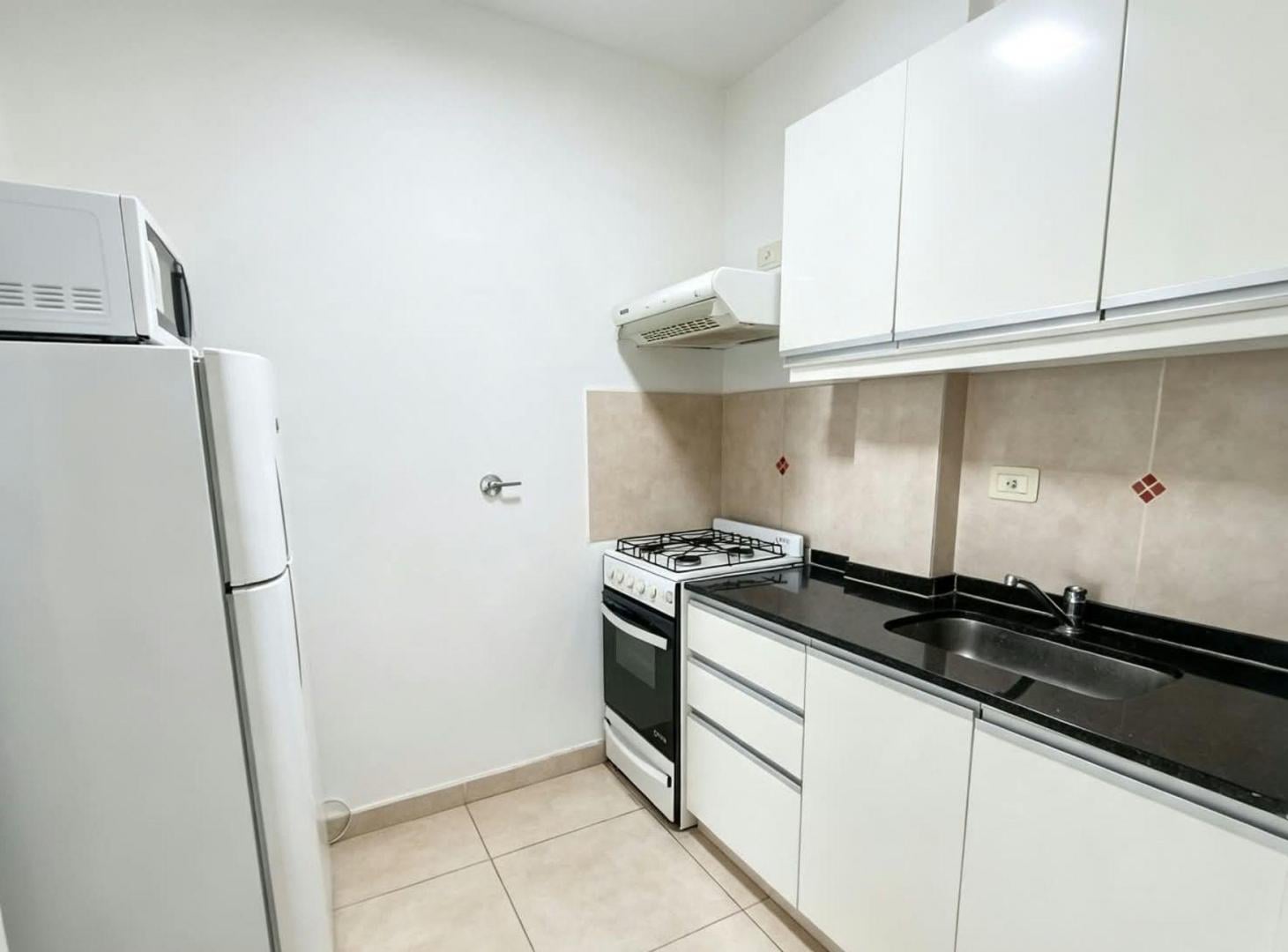 Foto de DEPARTAMENTO EN ALQUILER LA PLATA 1 DORMITORIO, imagen 3