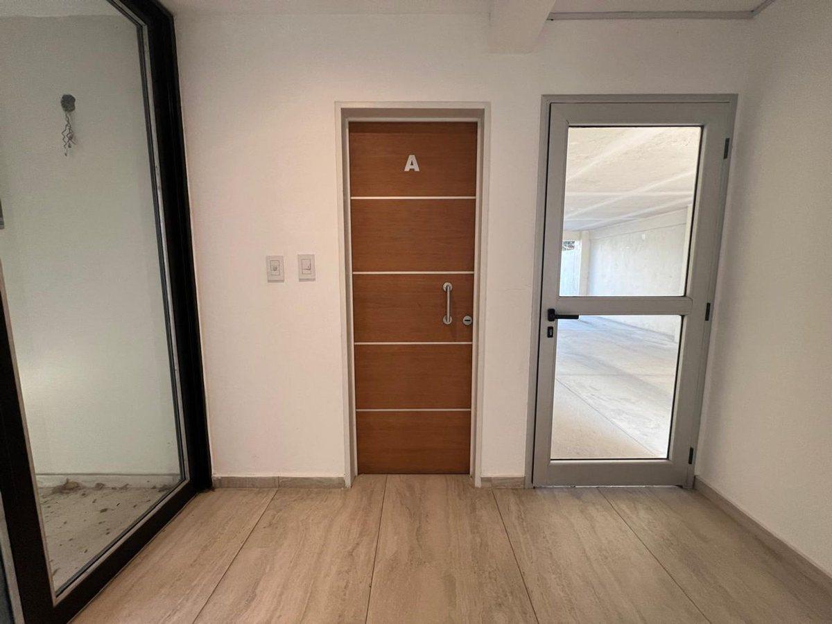 Foto de MONOAMBIENTE EN ALQUILER LA PLATA APTO PROFESIONAL, imagen 5