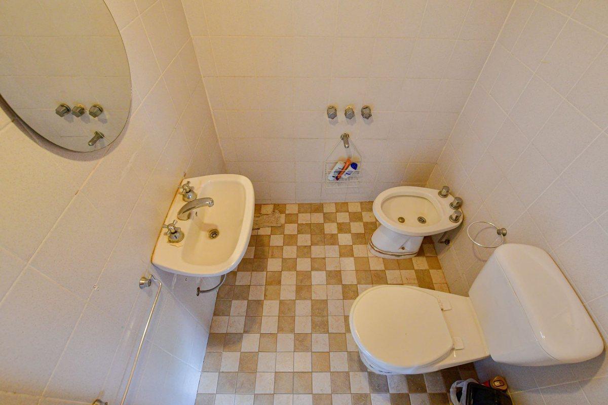 Foto de CASA EN VENTA EN EL RODEO DOS DORMITORIOS PILETA, imagen 4