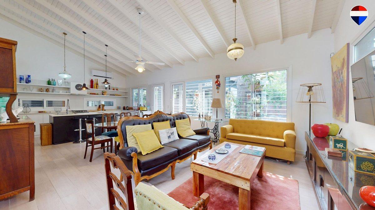 Foto de CASA EN VENTA GONNET 5 DORMITORIOS, imagen 4
