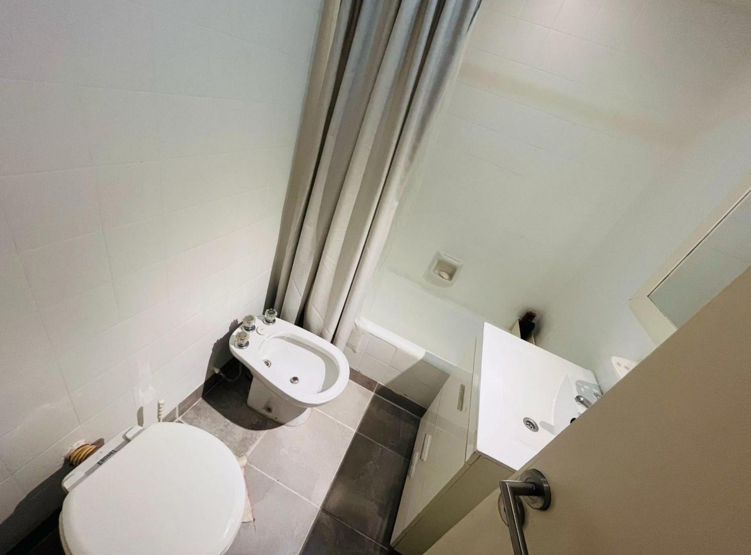 Foto de DEPARTAMENTO EN VENTA BALVANERA - CABA, imagen 5