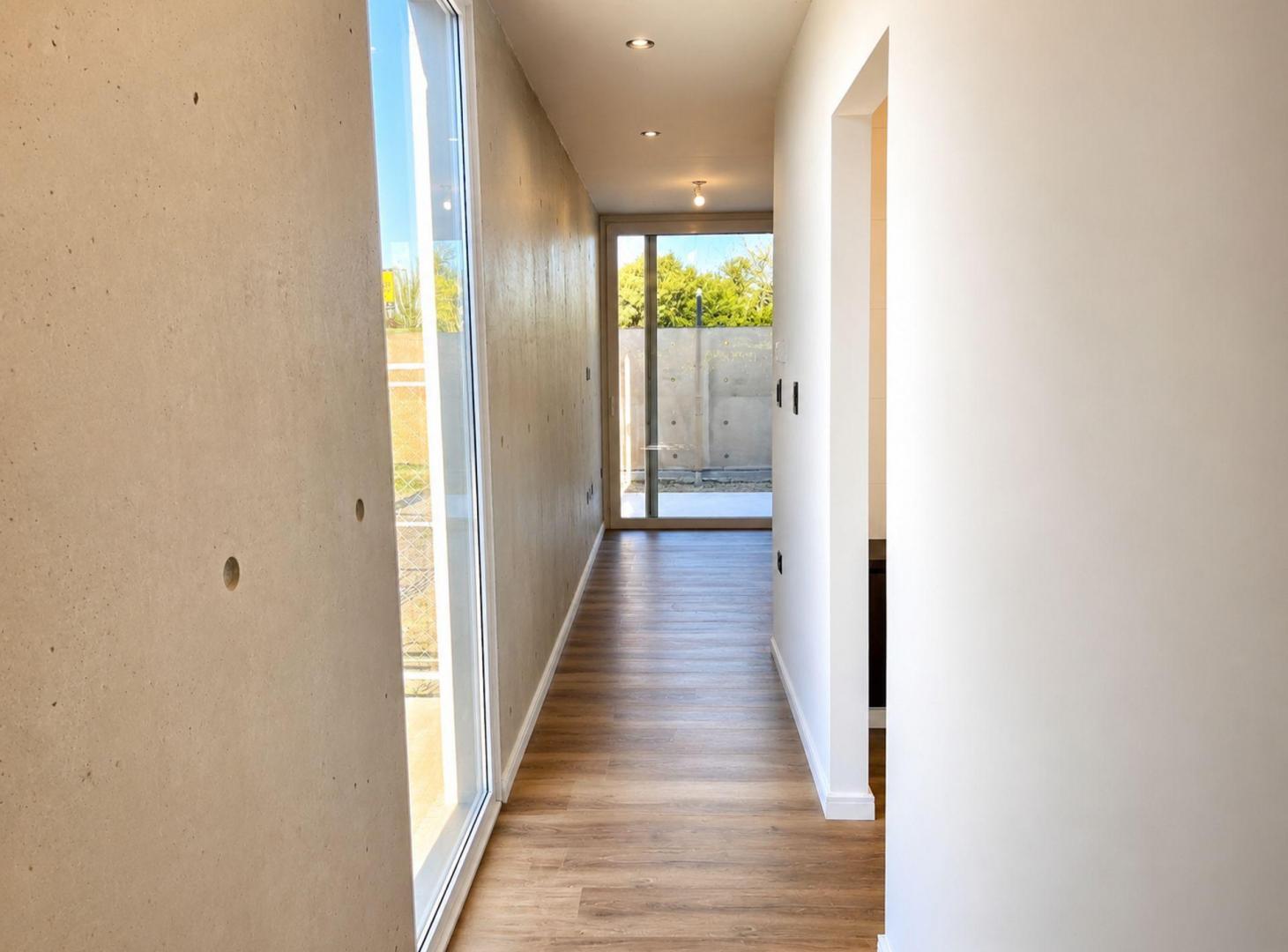 Foto de CASA VENTA GONNET 1 DORMITORIO COCHERA FINANCIADO, imagen 2