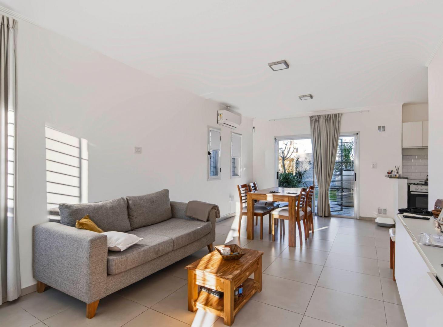 Foto de Casas en venta La Plata, imagen 1