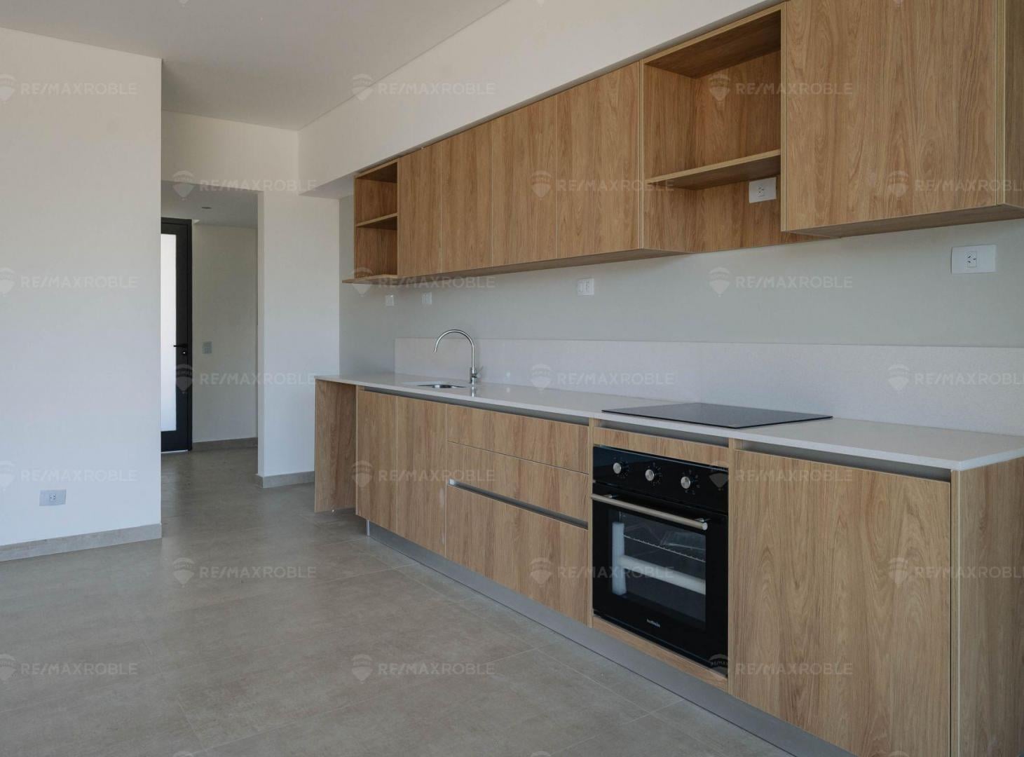 Foto de TOWNHOUSE EN VENTA EN LUCIÉRNAGAS 5 AMBIENTES, imagen 3