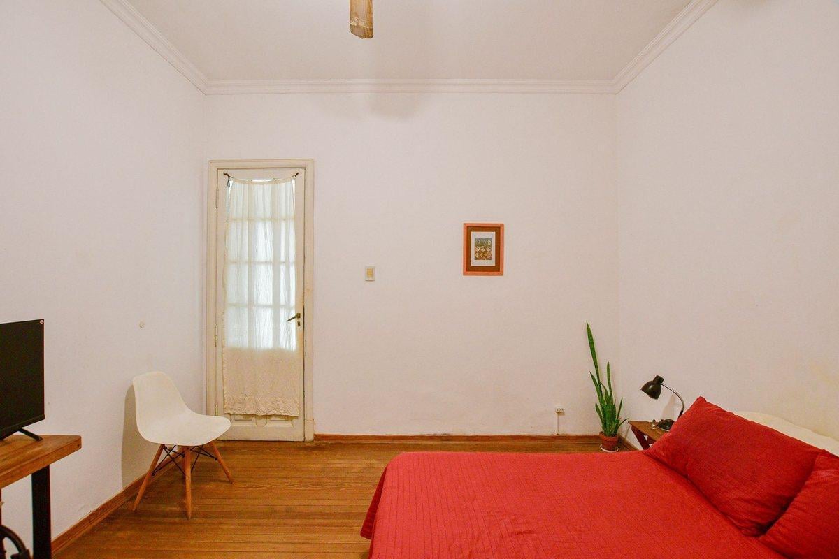 Foto de CASA EN VENTA LA PLATA 2 DORMITORIOS COCHERA, imagen 3