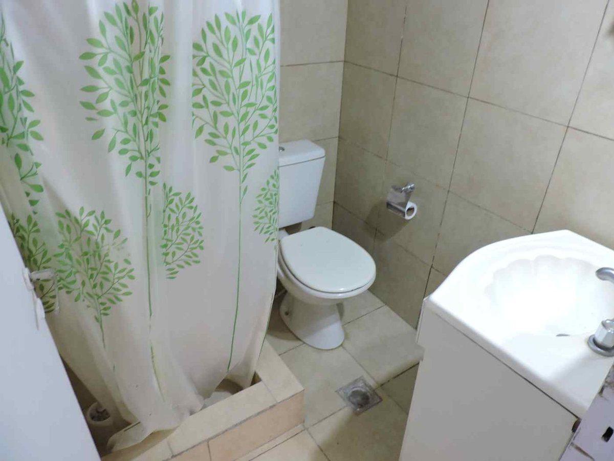 Foto de DEPARTAMENTO VENTA TOLOSA 3 DORMITORIOS APTO BANCO, imagen 2