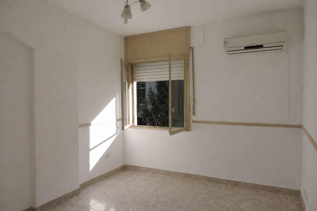 Foto de DEPARTAMENTO VENTA TOLOSA 3 DORMITORIOS APTO BANCO, imagen 4