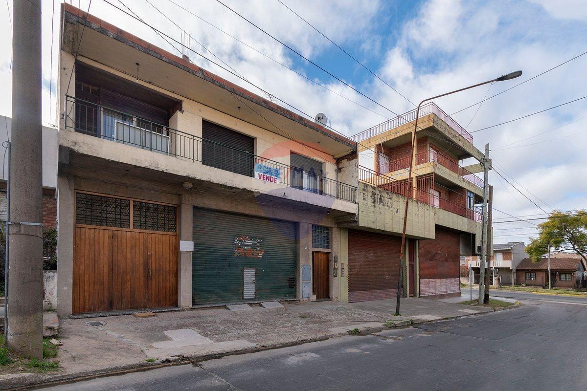 Foto de GALPON EN VENTA QUILMES OESTE 7 AMBIENTES, imagen 5
