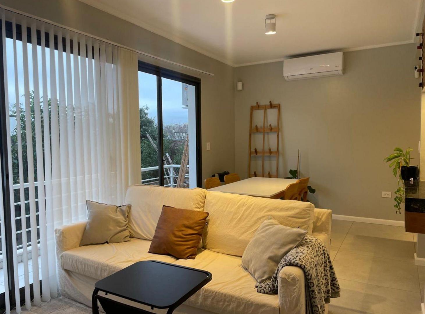 Foto de DEPARTAMENTO VENTA LA PLATA 2 DORMITORIOS TERRAZA, imagen 2
