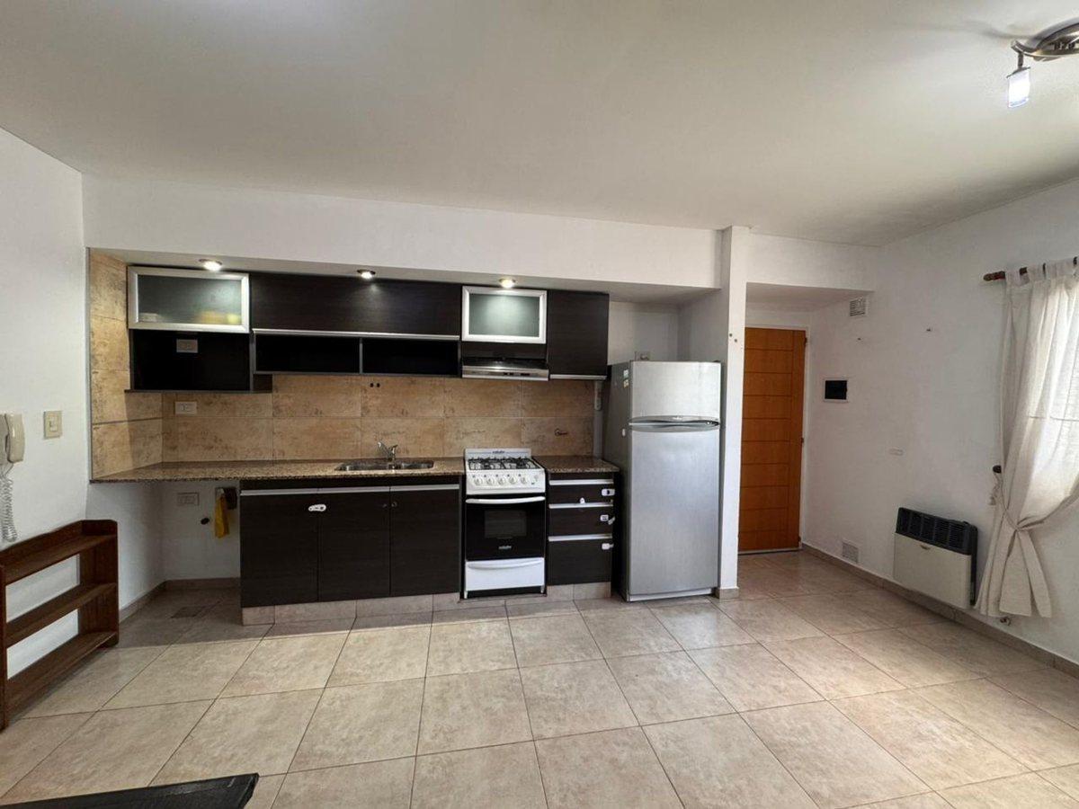 Foto de DEPARTAMENTO EN ALQUILER LA PLATA 1 DORMITORIO, imagen 2