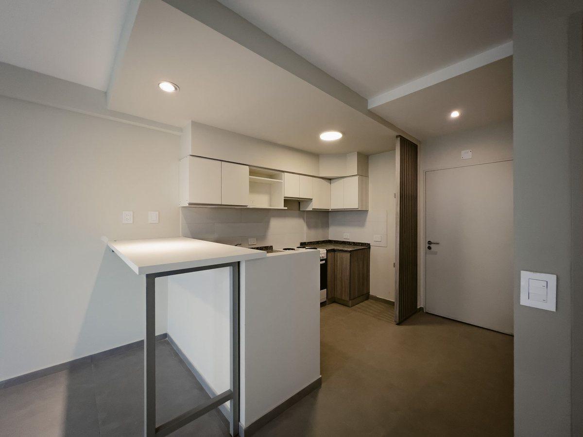Foto de DEPARTAMENTO VENTA ALMAGRO 1 1/2 AMBIENTE, imagen 5