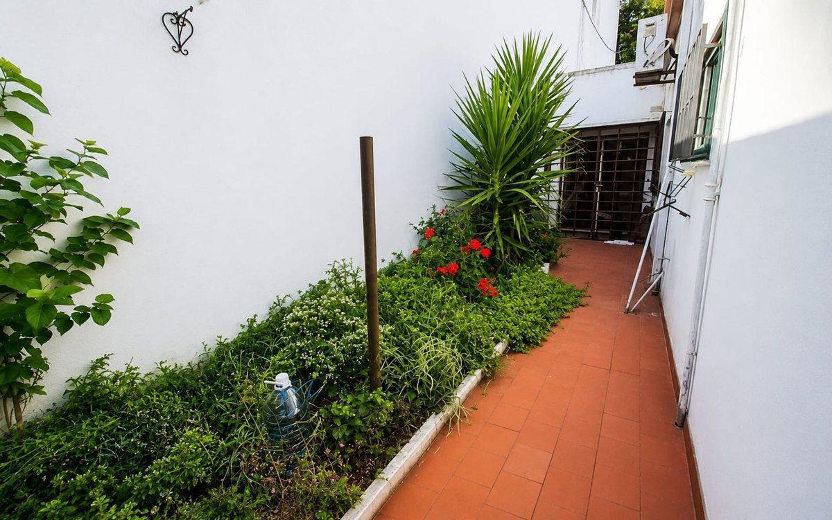 Foto de CASA EN VENTA LA PLATA 2 DORMITORIOS PARQUE, imagen 5