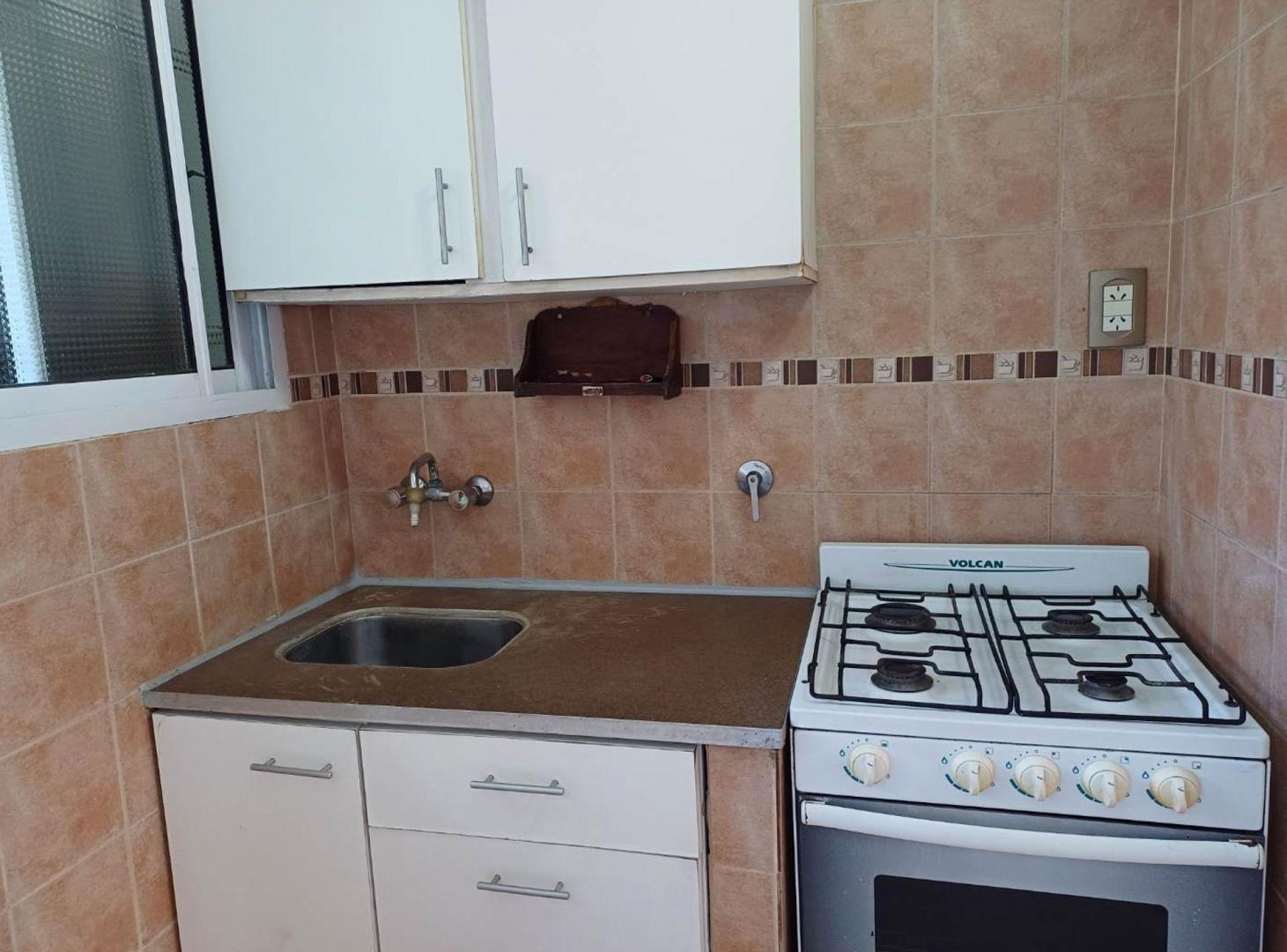 Foto de CASA EN ALQUILER LA PLATA 2 DORMITORIOS, imagen 1