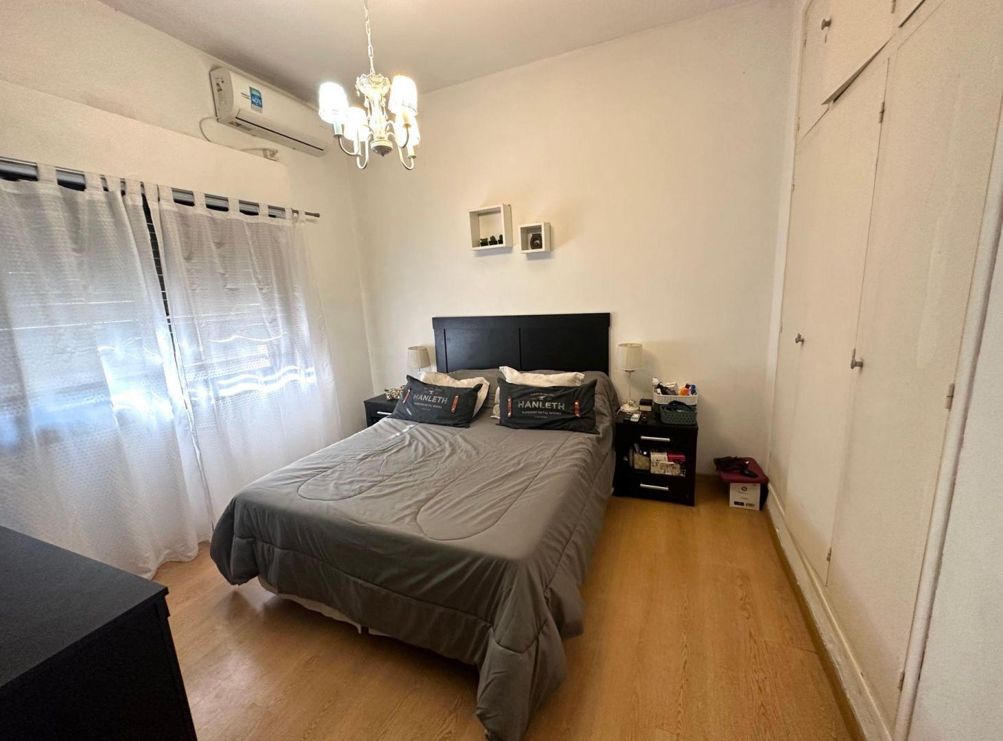 Foto de CASA VENTA AVELLANEDA 6 AMBIENTES JARDIN, imagen 1