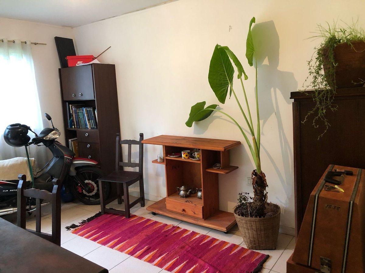 Foto de CASA EN VENTA GONNET 2 DORMITORIOS, imagen 2