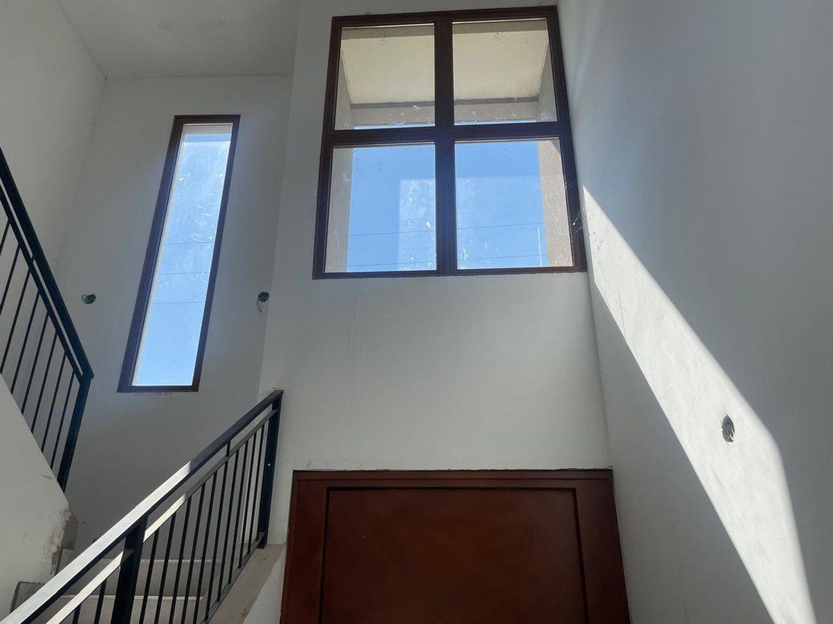 Foto de CASA EN VENTA CITY BELL 4 DORMITORIO PILETA, imagen 2