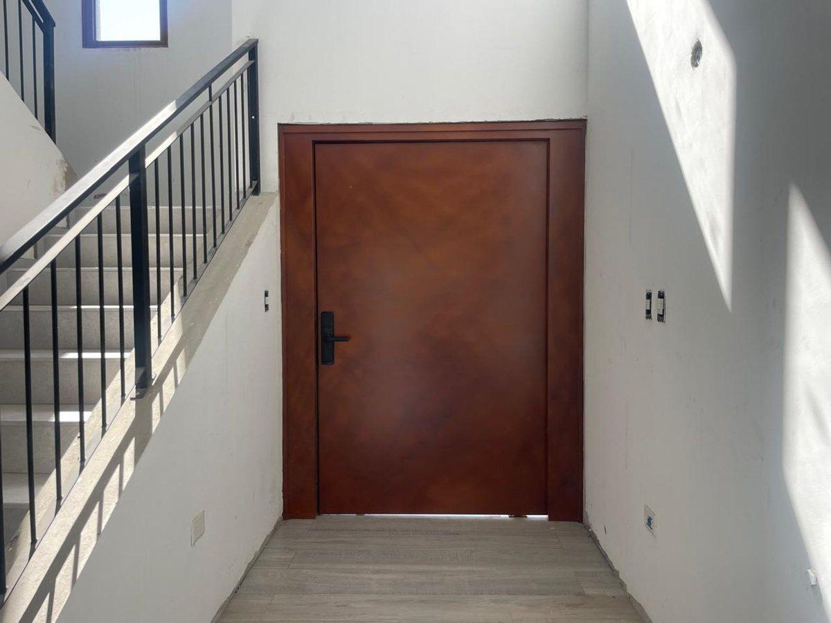 Foto de CASA EN VENTA CITY BELL 4 DORMITORIO PILETA, imagen 4