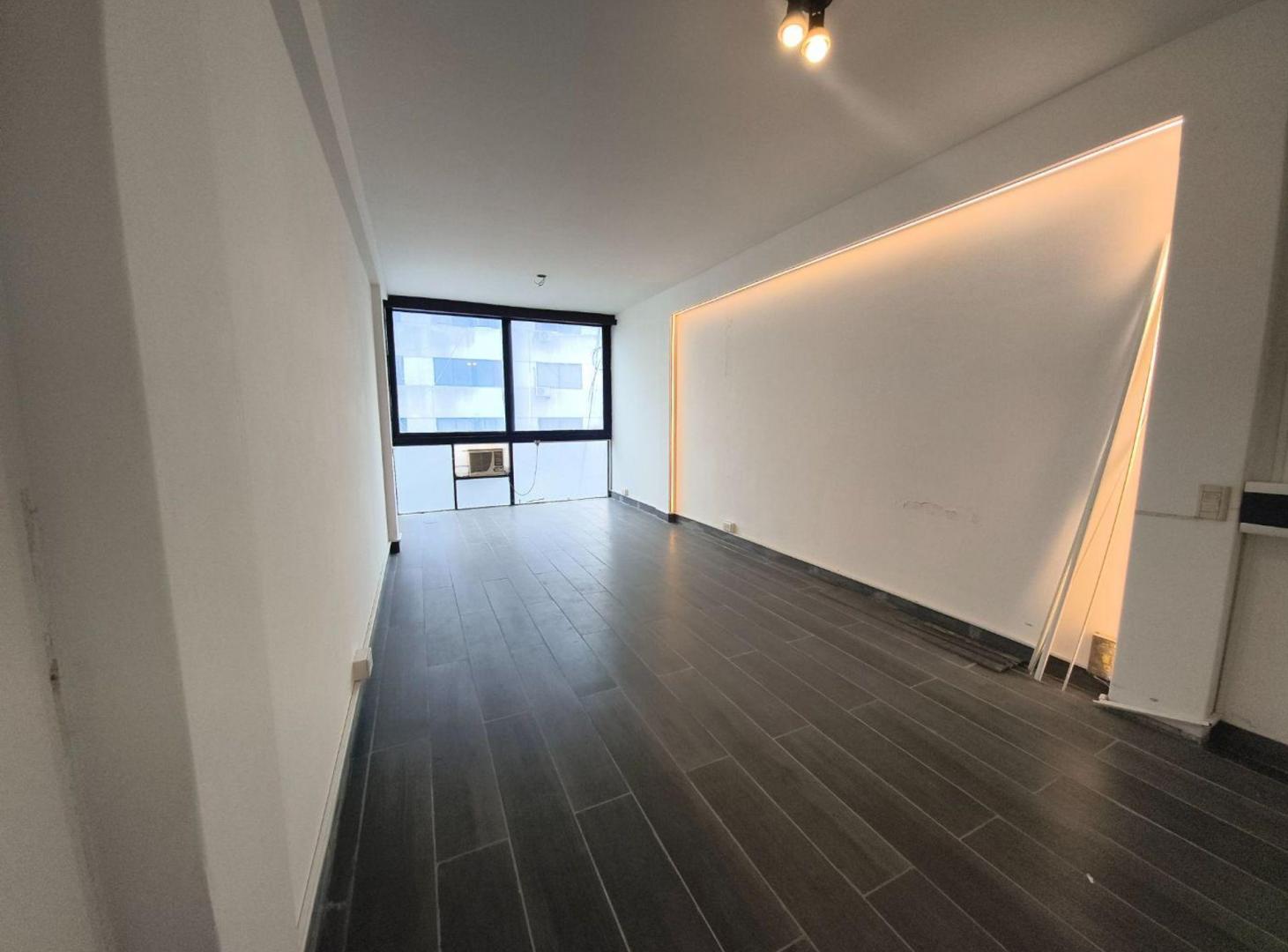 Foto de OFICINA EN VENTA EDIFICIO PALACIO DE CRISTAL, imagen 4