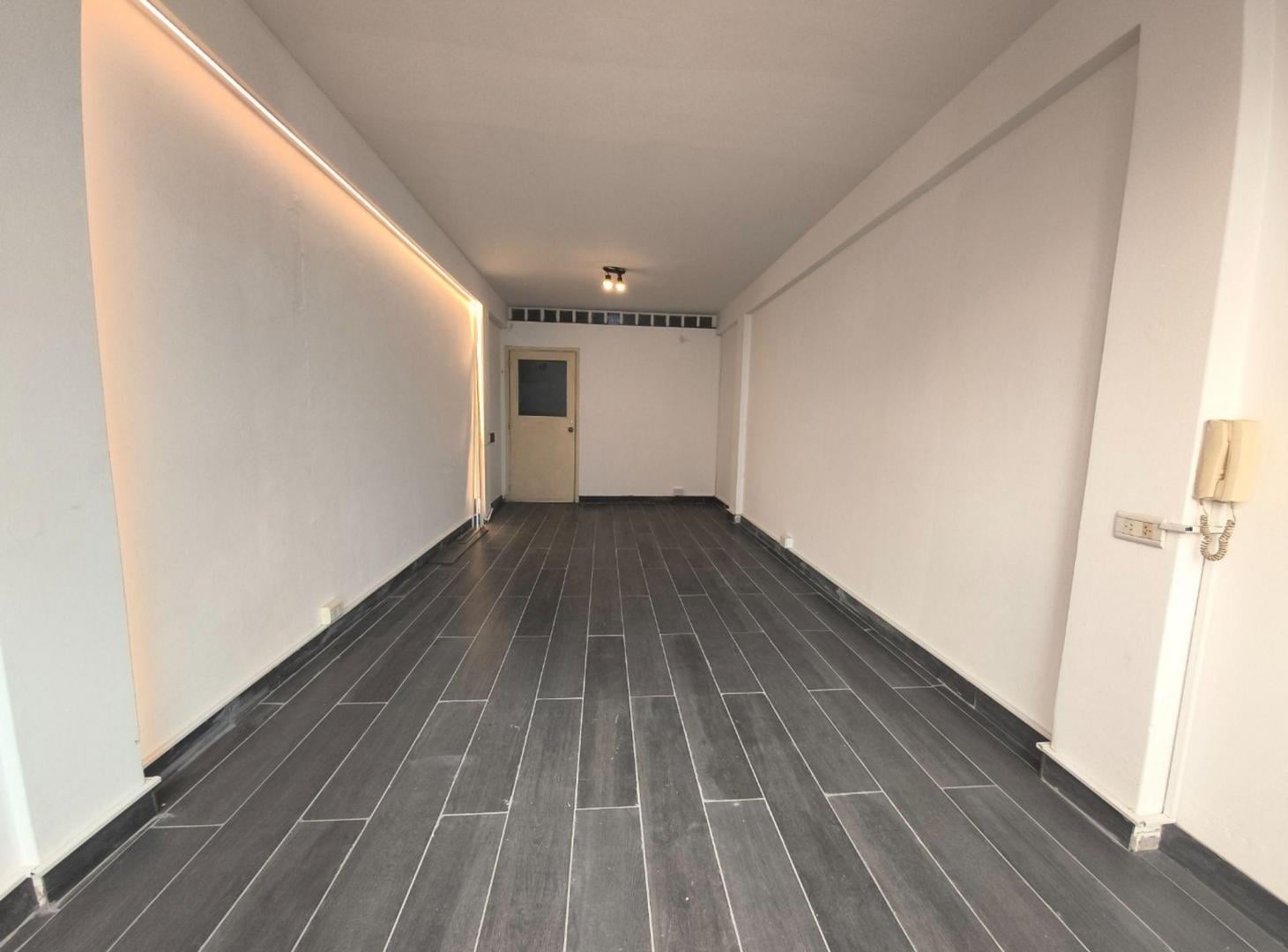 Foto de OFICINA EN VENTA EDIFICIO PALACIO DE CRISTAL, imagen 3