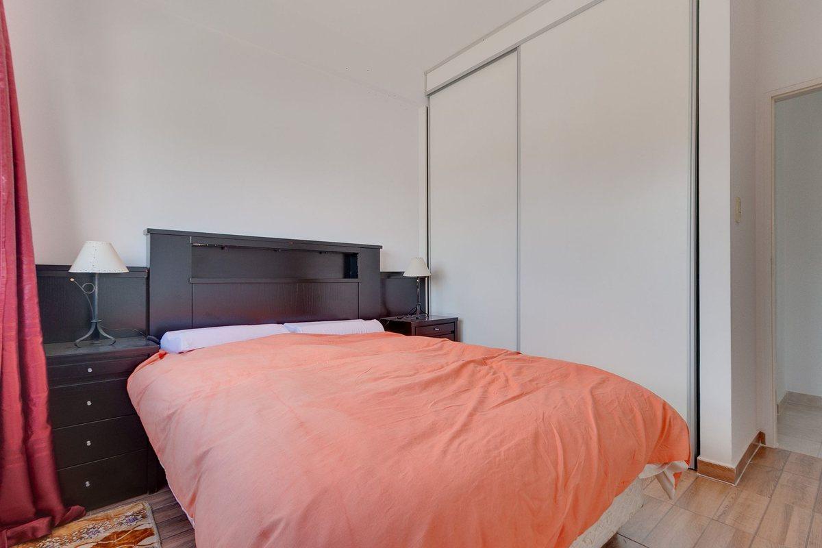 Foto de Departamento venta La Plata. 2 dormitorios Cochera, imagen 3