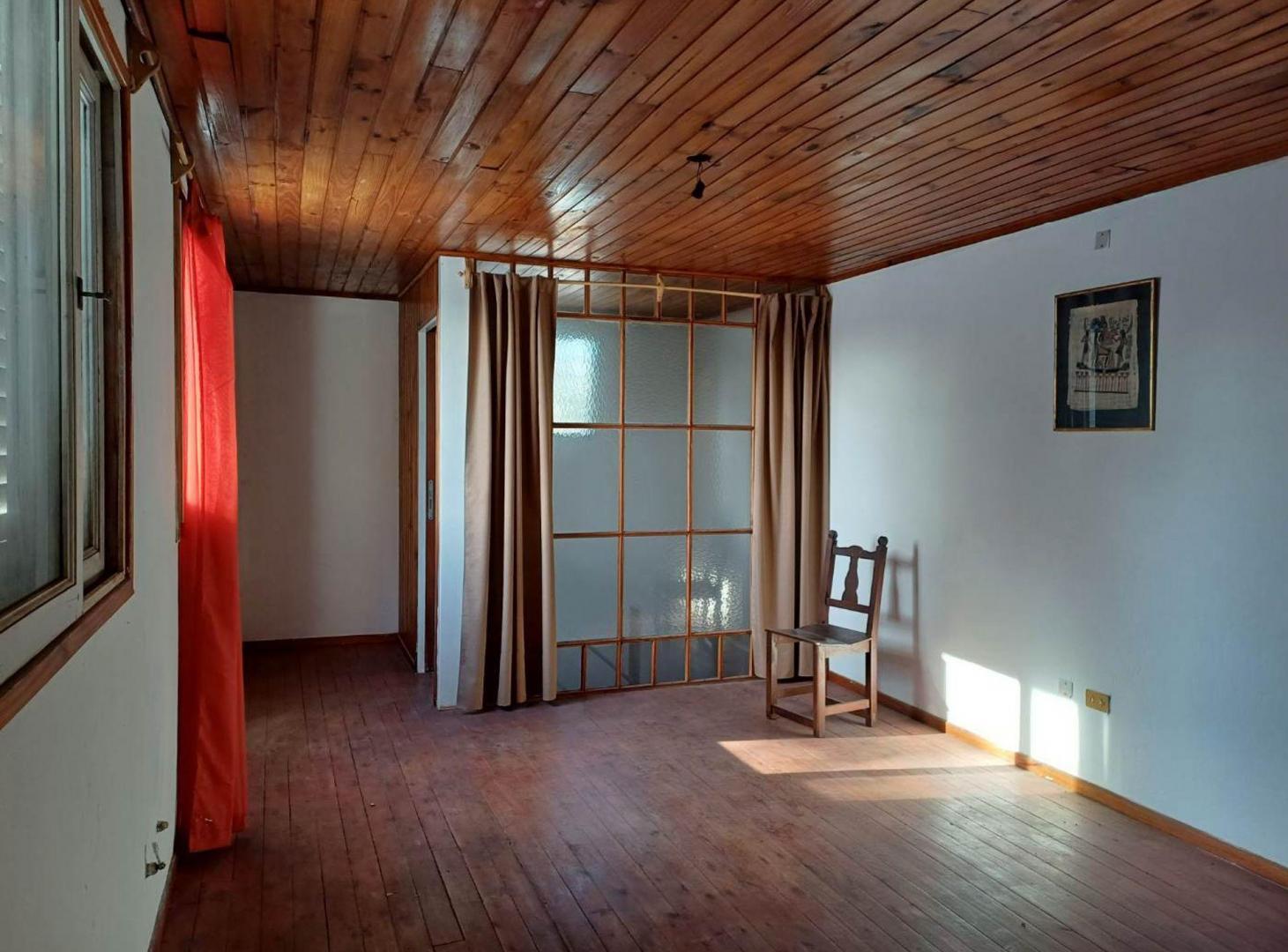 Foto de CASA VENTA ENTRE CAMINOS GONNET, imagen 2