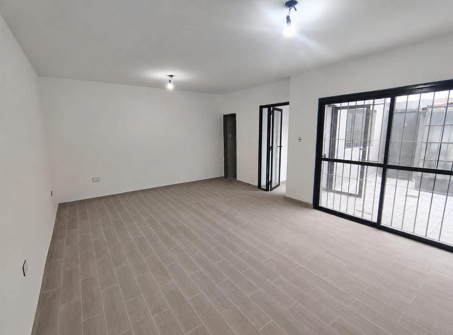 Foto de MONOAMBIENTE EN VENTA LA PLATA, imagen 1