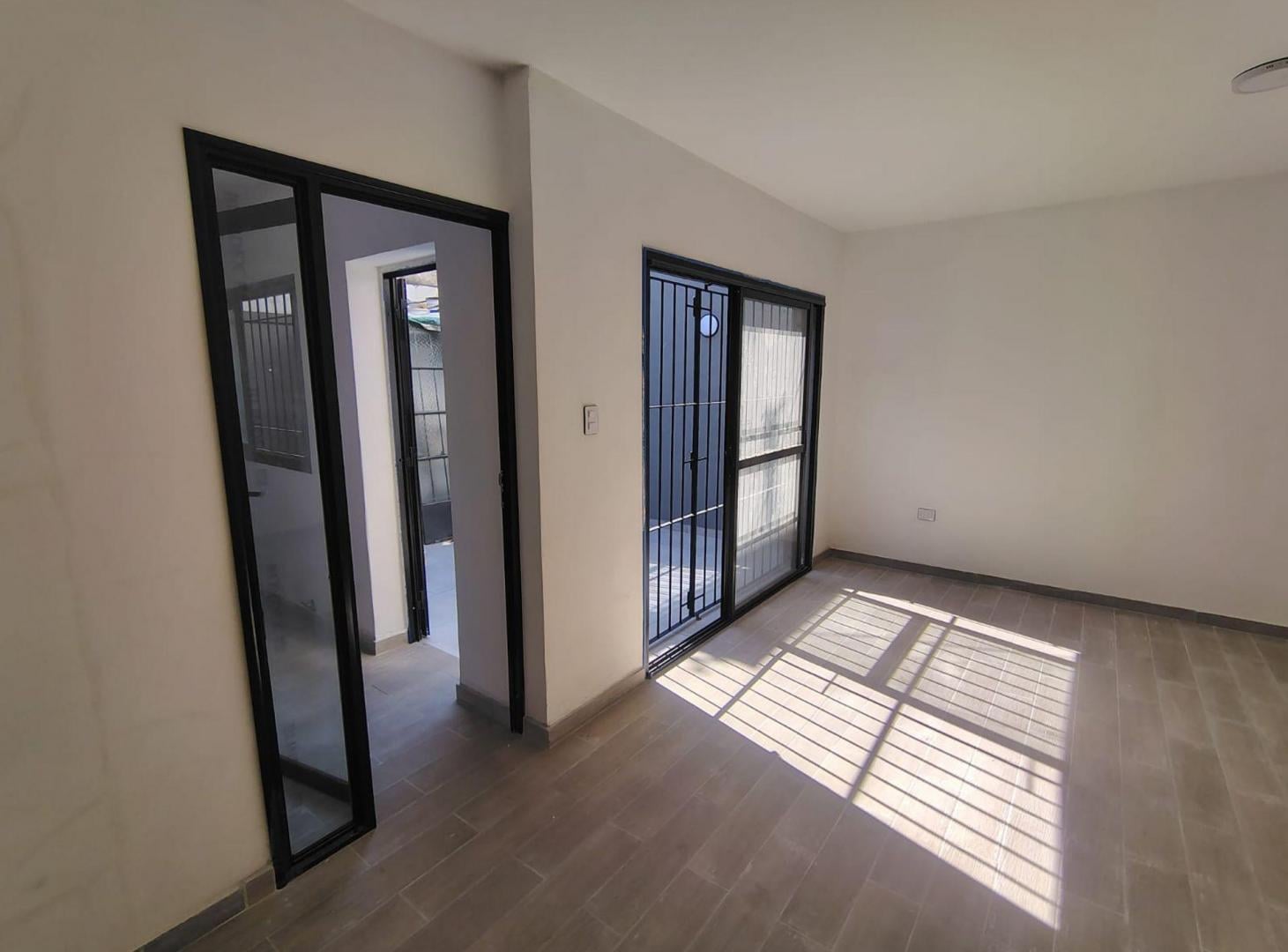 Foto de MONOAMBIENTE EN VENTA LA PLATA, imagen 2