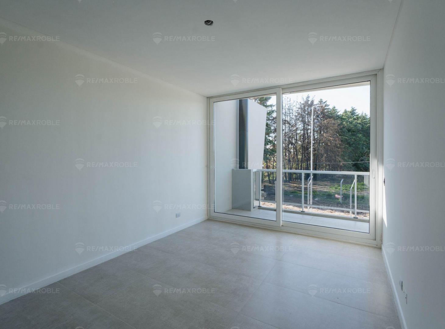Foto de TOWNHOUSE EN ALQUILER EN LUCIÉRNAGAS 5 AMBIENTES, imagen 4