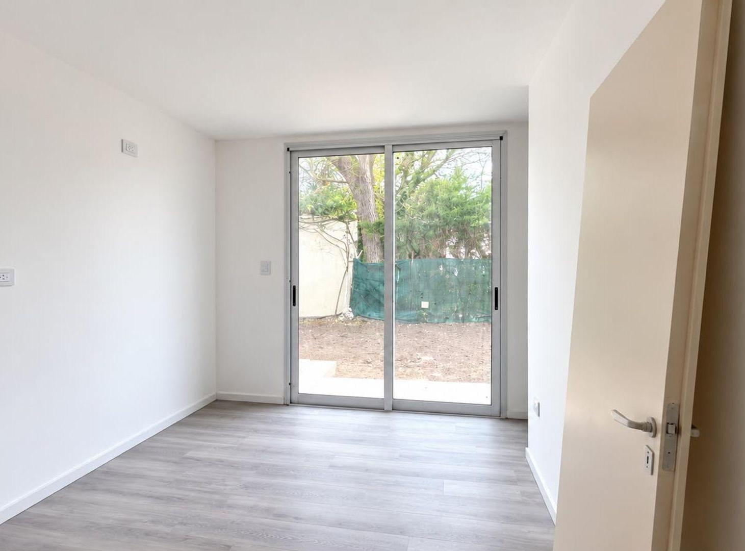 Foto de Casa Venta Gonnet 2 Dormitorio Patio Reciclada, imagen 5