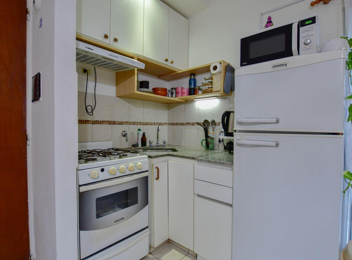 Foto de DEPARTAMENTO EN VENTA EN LA PLATA 2 PATIOS, imagen 2