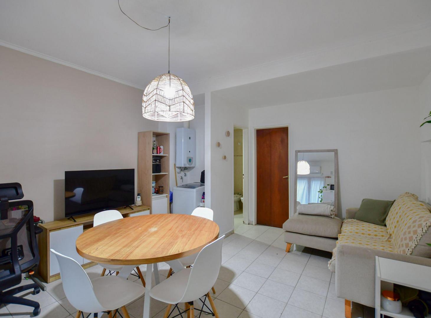 Foto de DEPARTAMENTO EN VENTA EN LA PLATA 2 PATIOS, imagen 3