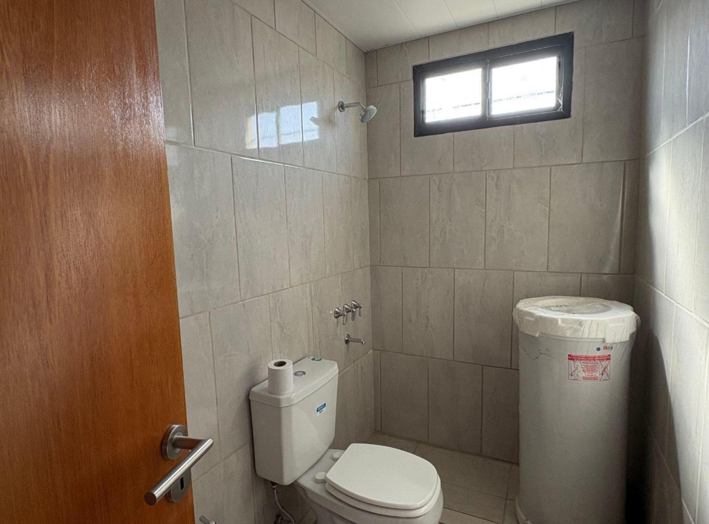 Foto de CASA TIPO PH EN VENTA SAN CARLOS APTO BANCO, imagen 2