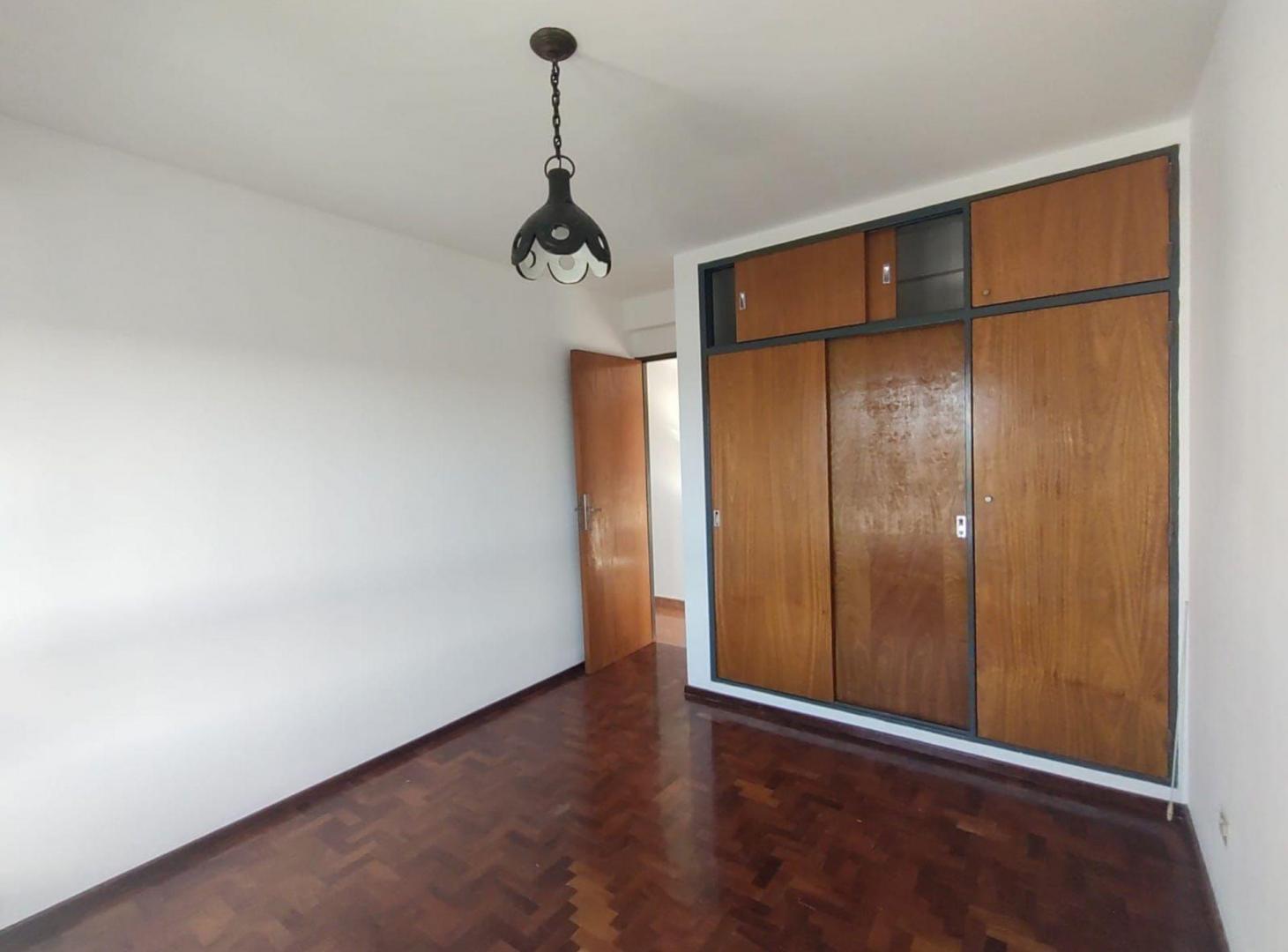 Foto de Departamento Duplex Alquiler La Plata Cochera, imagen 5