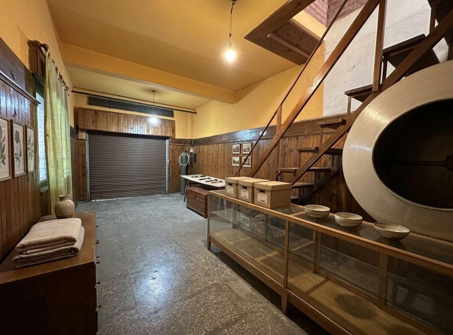 Foto de CASA EN VENTA BERNAL, 3 AMBIENTES, PATIO Y LOCAL, imagen 5