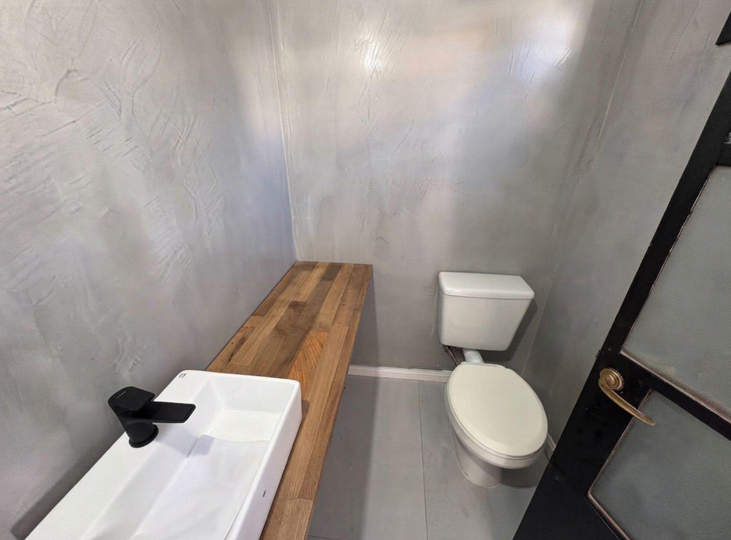 Foto de CASA EN VENTA LA PLATA 2 DORMITORIOS Y PILETA, imagen 5