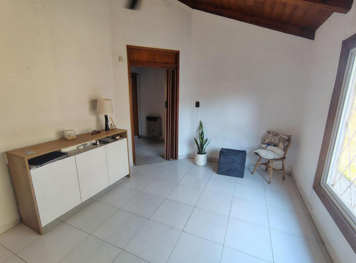 Foto de Casa Venta La Plata 2 Dormitorio Pileta, imagen 4