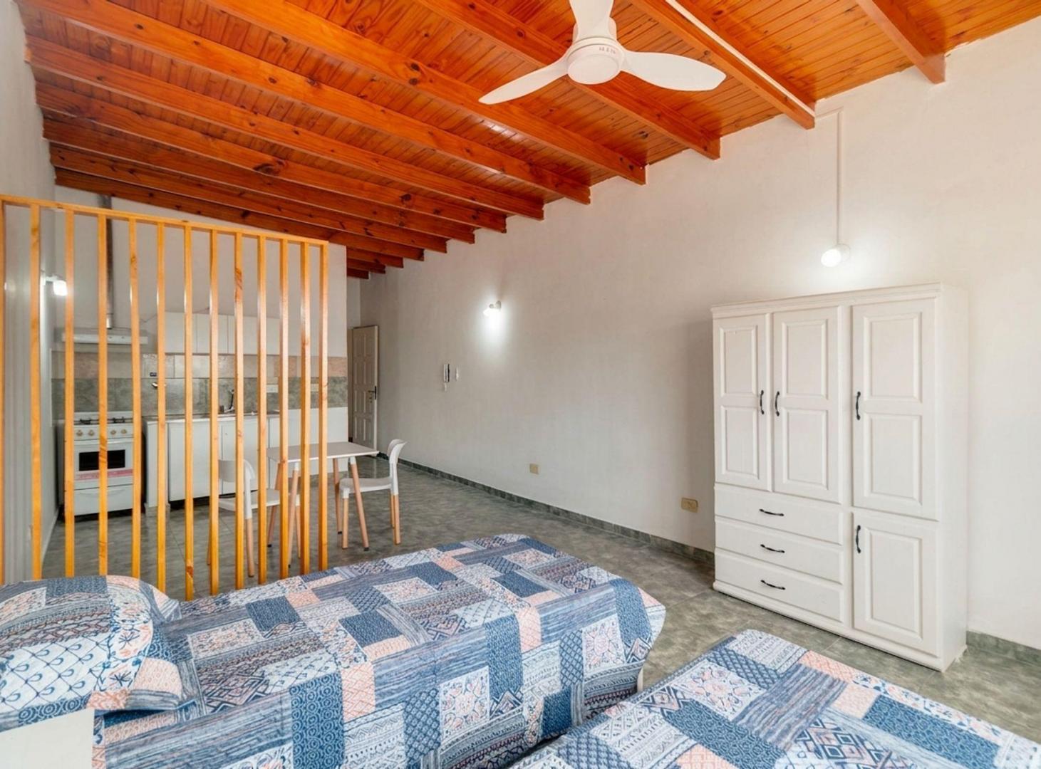Foto de DEPARTAMENTO MONOAMBIENTE EN ALQUILER LA PLATA, imagen 2