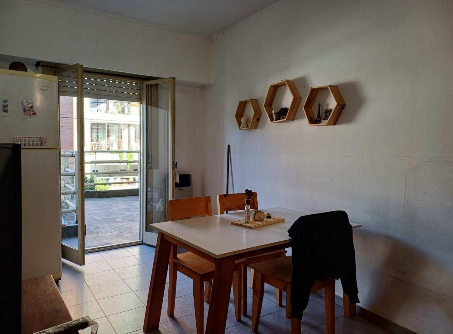 Foto de DEPARTAMENTO VENTA LA PLATA 1 DORMITORIO, imagen 3