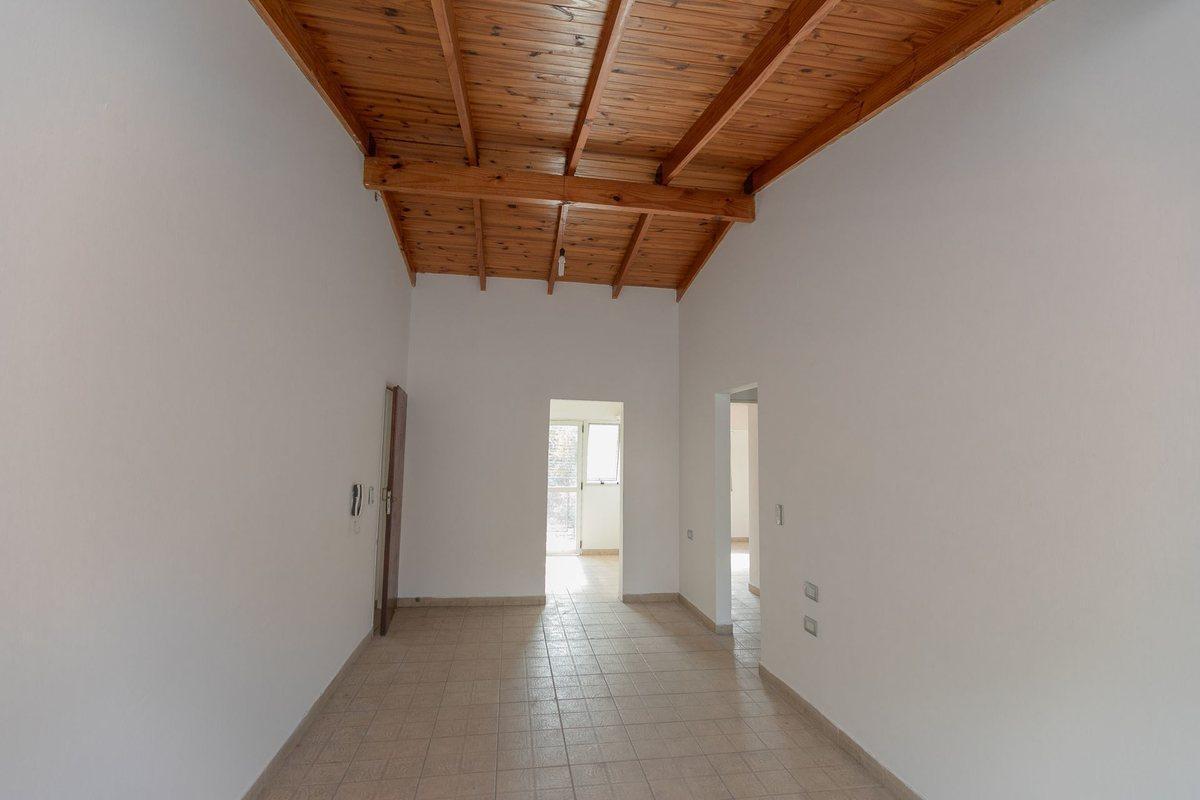 Foto de DEPARTAMENTO EN VENTA LA PLATA 2 DORMITORIOS, imagen 2