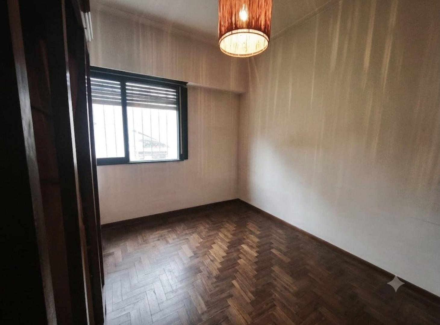 Foto de PH EN VENTA LA PLATA DOS DORMITORIOS CON JARDIN, imagen 5