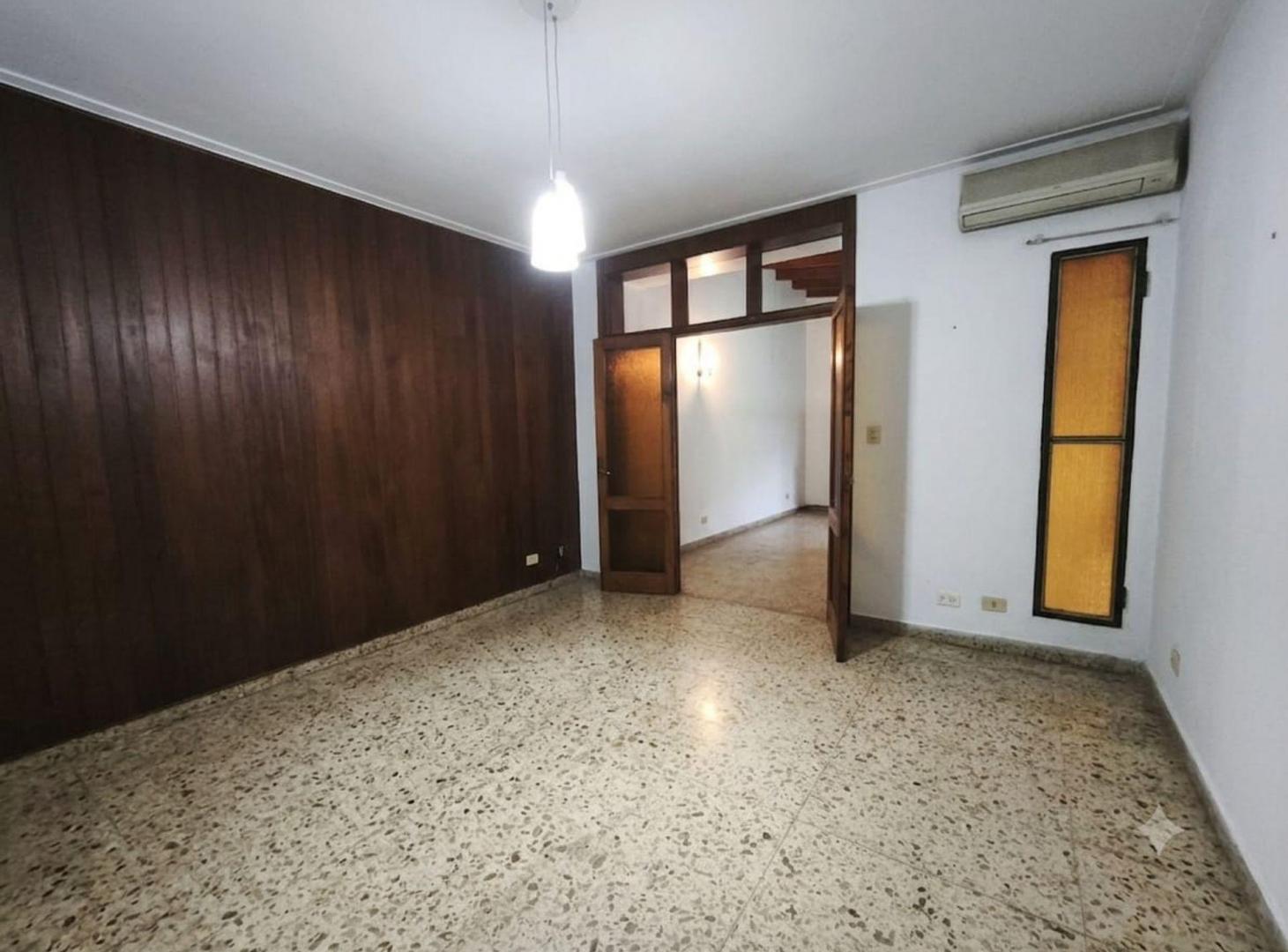 Foto de PH EN VENTA LA PLATA DOS DORMITORIOS CON JARDIN, imagen 1