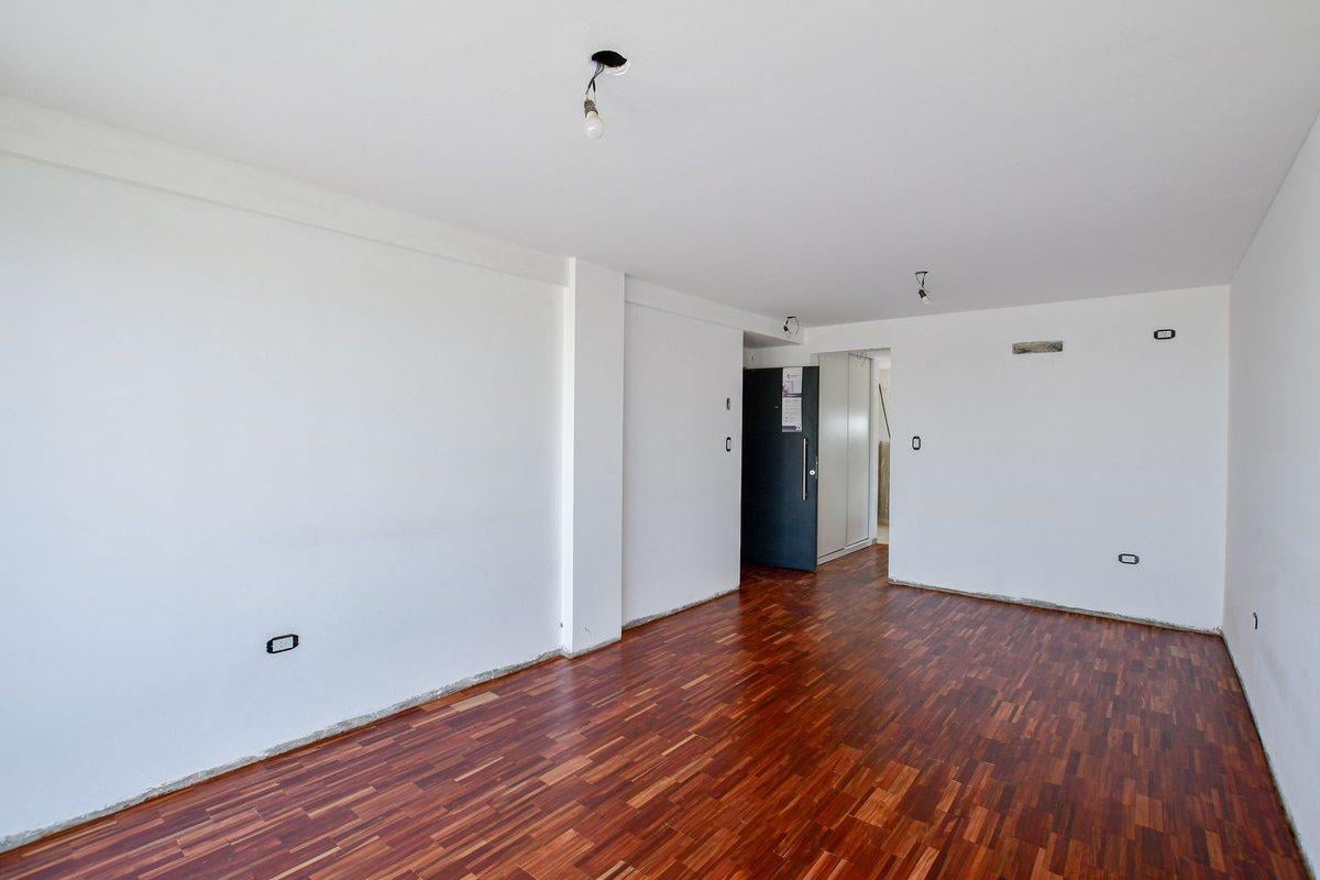 Foto de MONOAMBIENTE EN VENTA LA PLATA CON BALCON, imagen 2