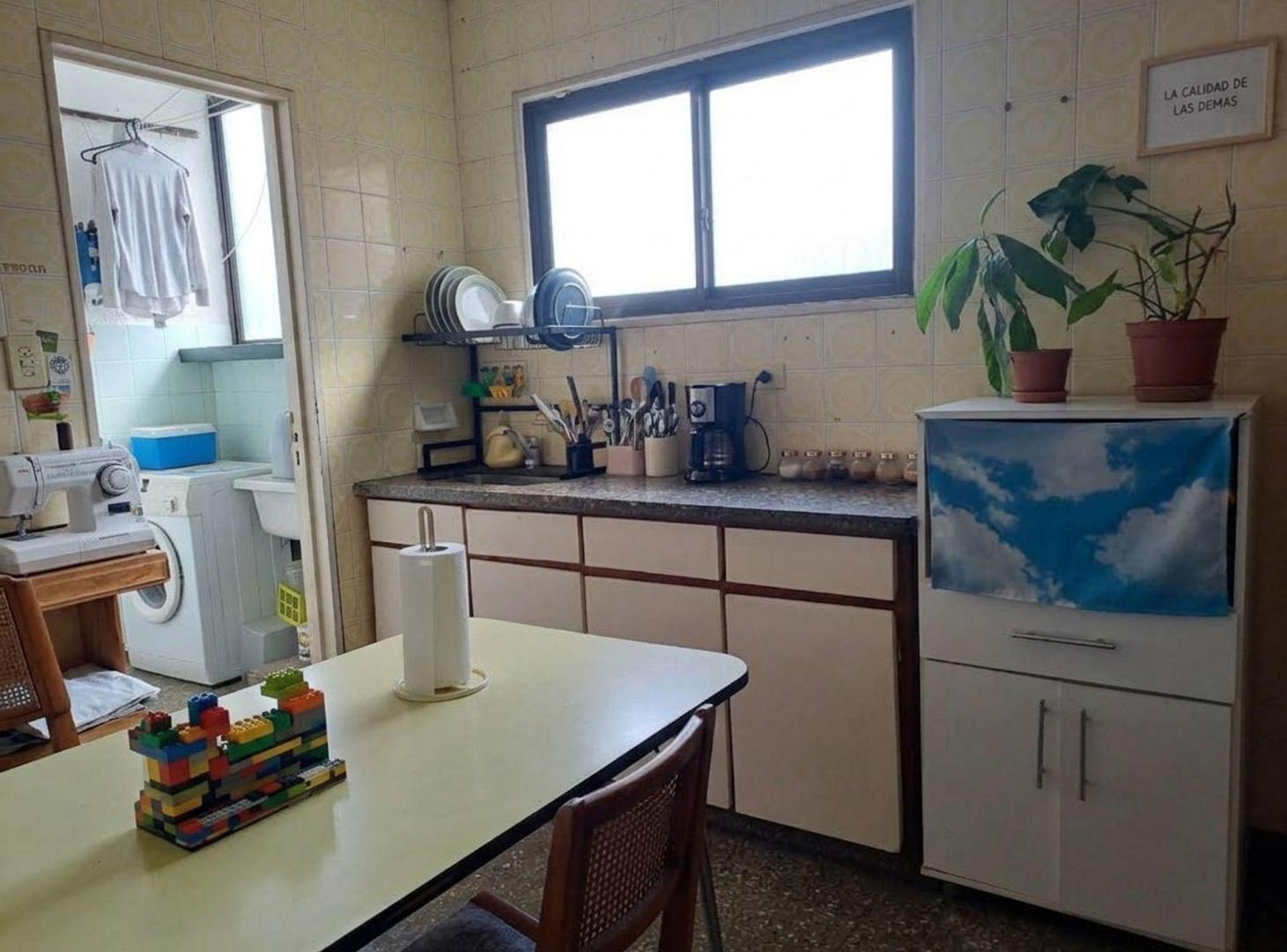 Foto de DEPARTAMENTO EN VENTA LA PLATA 7 AMBIENTES, imagen 2