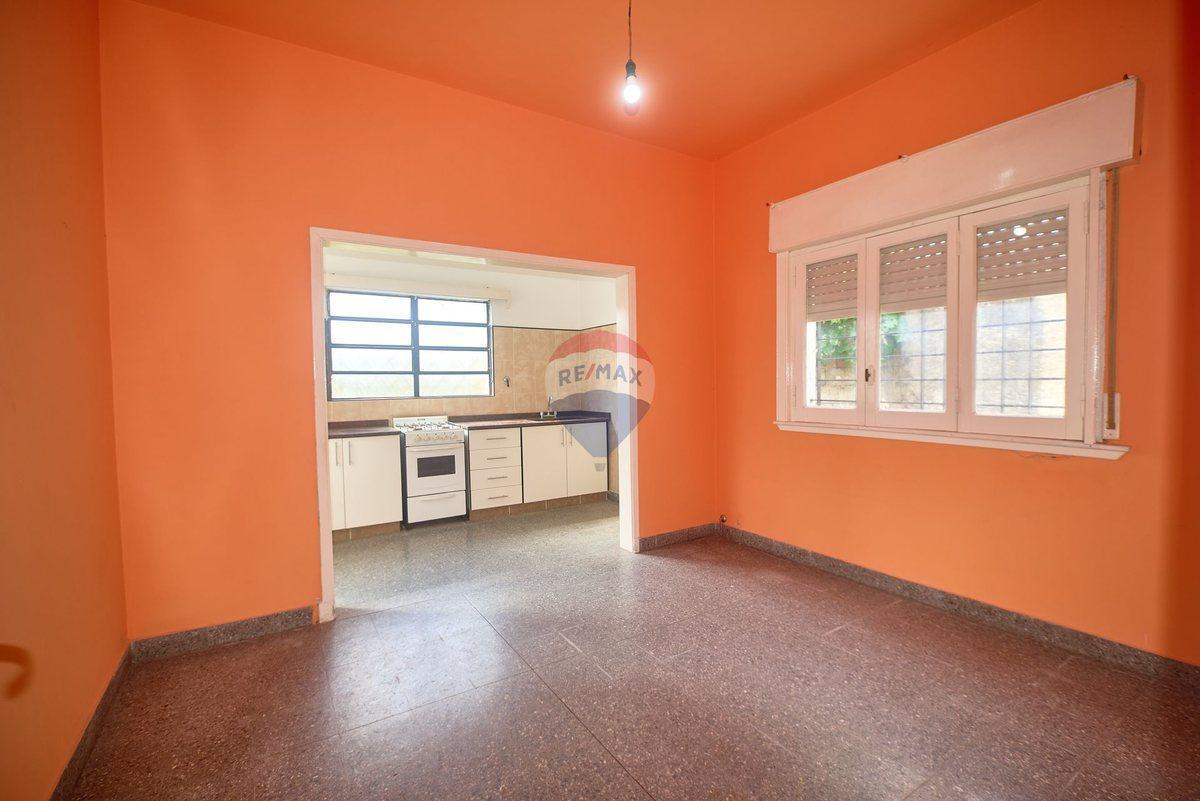 Foto de CASA EN VENTA FLORENCIO VARELA APTO CREDITO, imagen 1