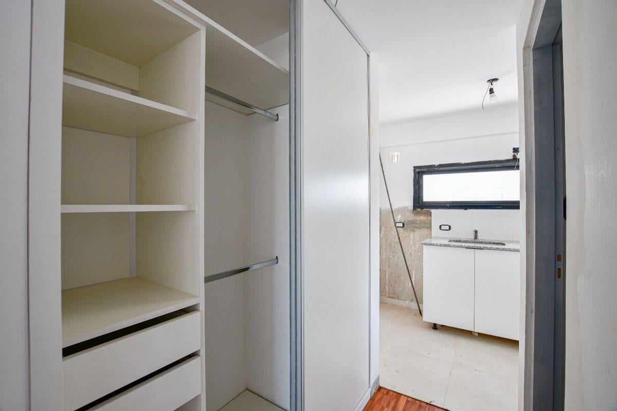 Foto de DEPARTAMENTO MONOAMBIENTE VENTA LA PLATA ESTRENAR, imagen 2