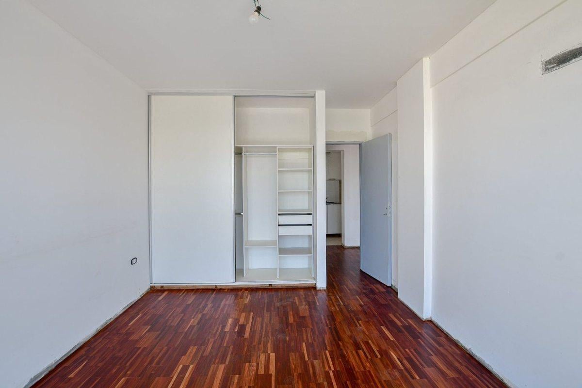 Foto de DEPARTAMENTO EN VENTA LA PLATA 1 DORMITORIO, imagen 2